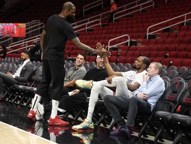 杜兰特空砍30分 火箭不敌开拓者