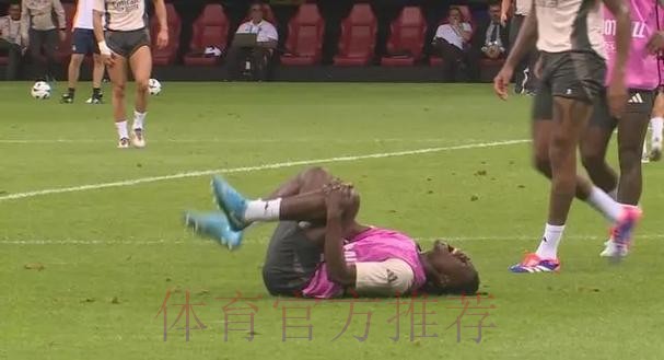 马卡:门迪6年受伤17次 每赛季平均伤缺超100天 马卡:门迪6年受伤17次 每赛季平均伤缺超100天